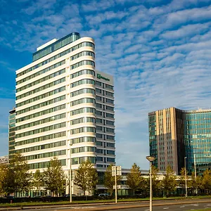 3* Отель Express Arena Towers By Ihg