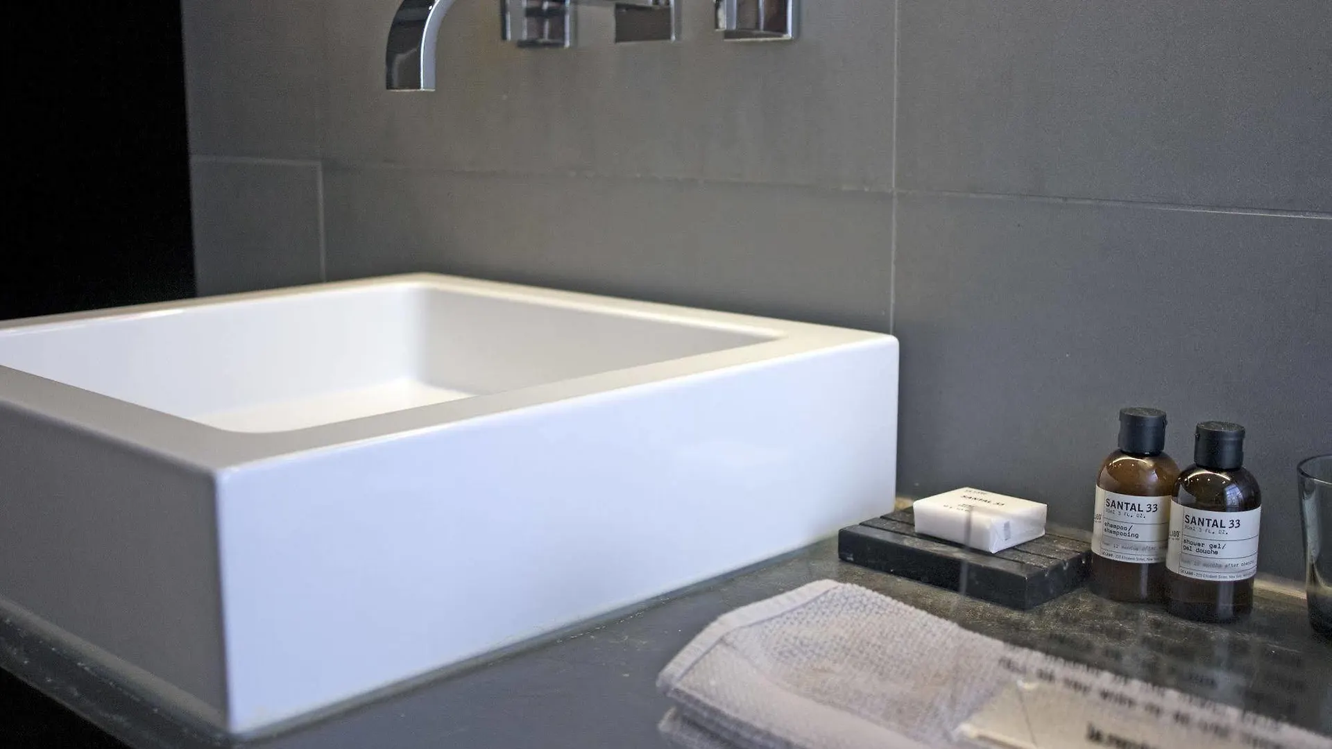 Commune Suites Άμστερνταμ 3*,  Ολλανδία
